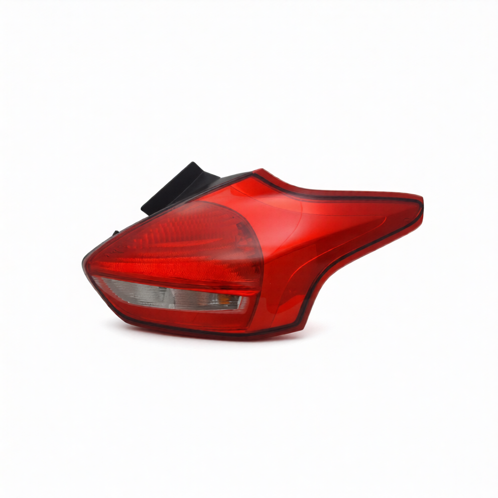 Ford Focus Sağ Stop Hatchback Ledli 2015-2018