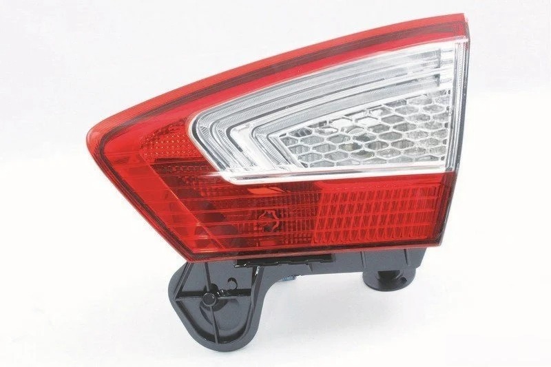 Ford Mondeo Sağ İç Stop Ledli 2011-2014