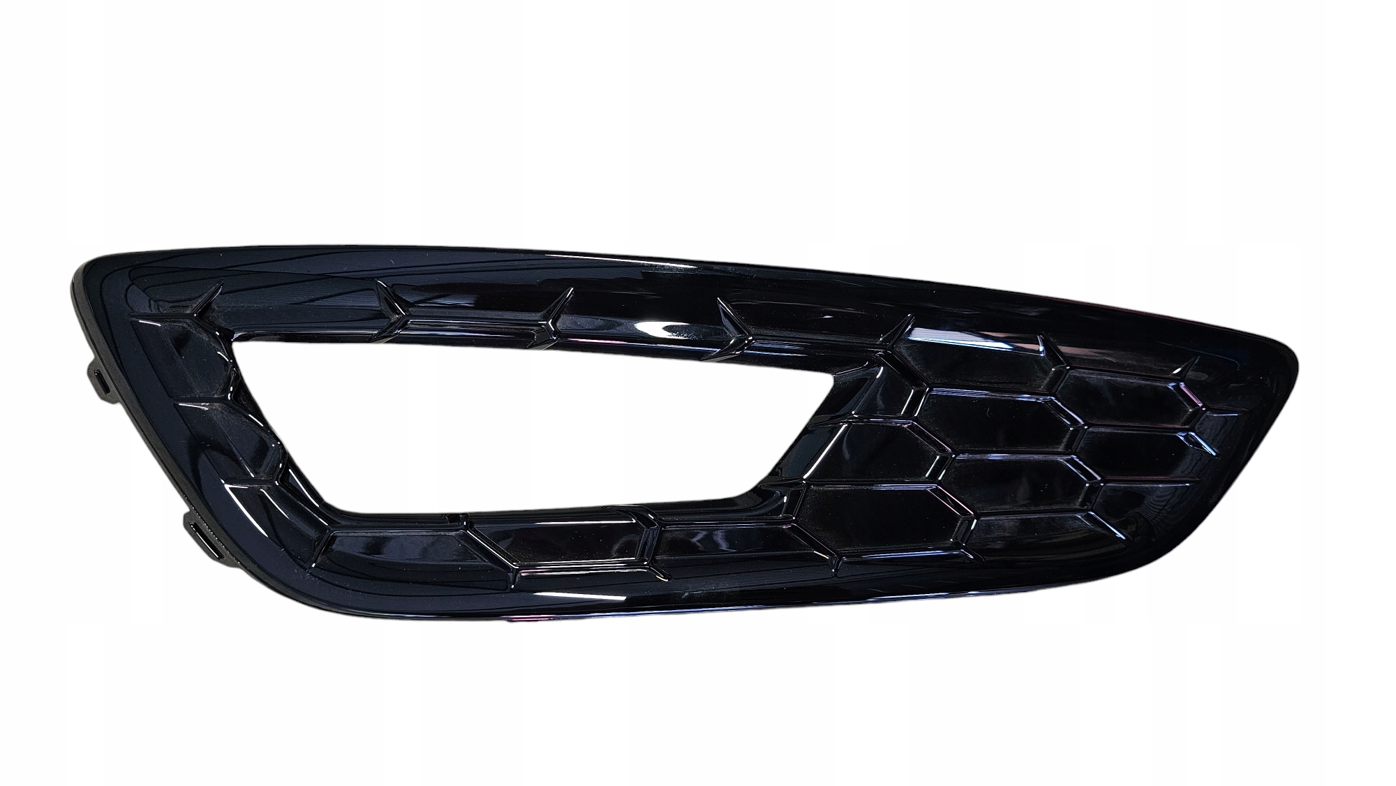 Ford Focus Sağ Sis Çerçevesi ST-Line 2015-2018