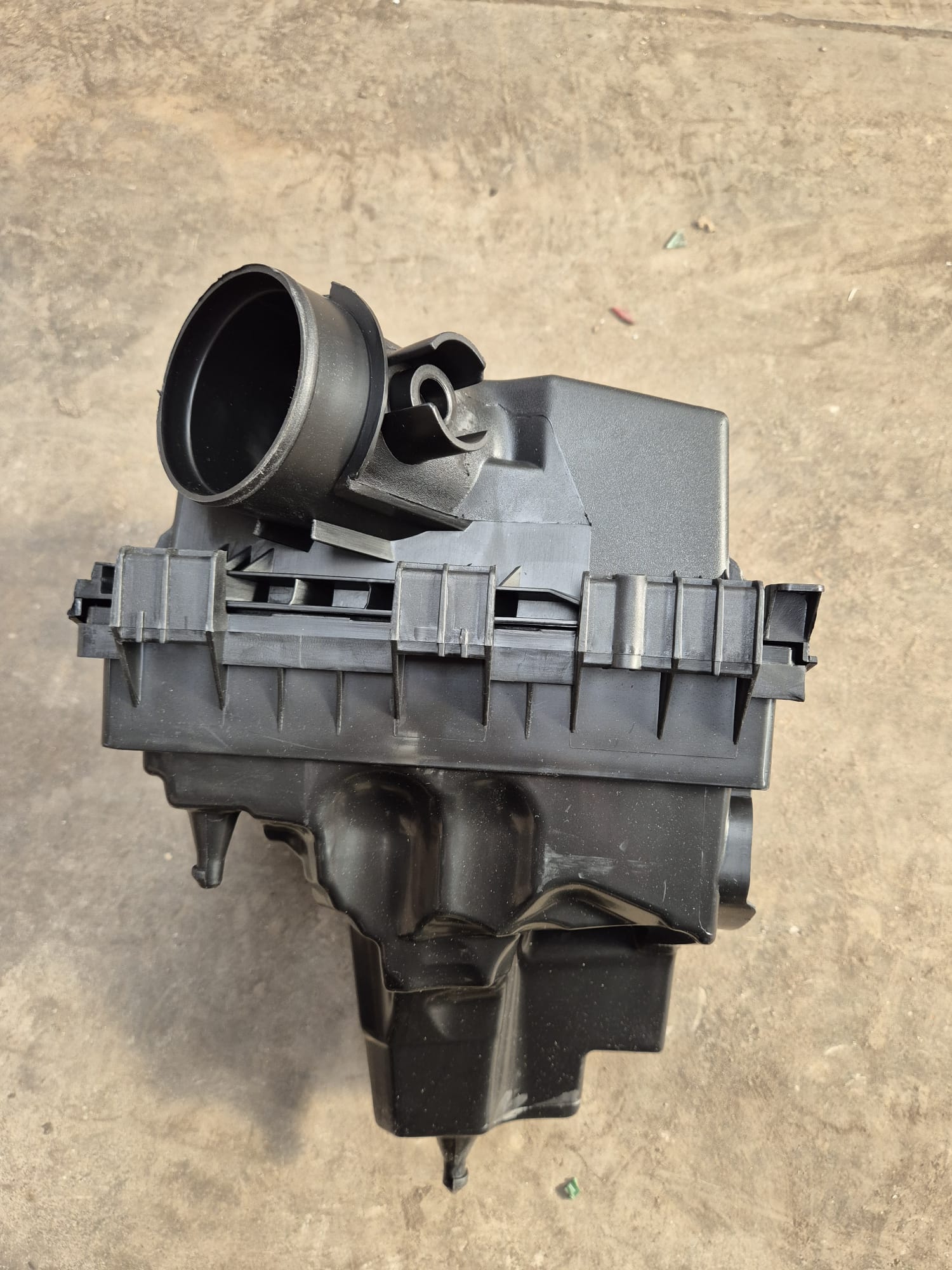 Ford Mondeo Hava Filtre Kutusu Benzinli 2015-2020