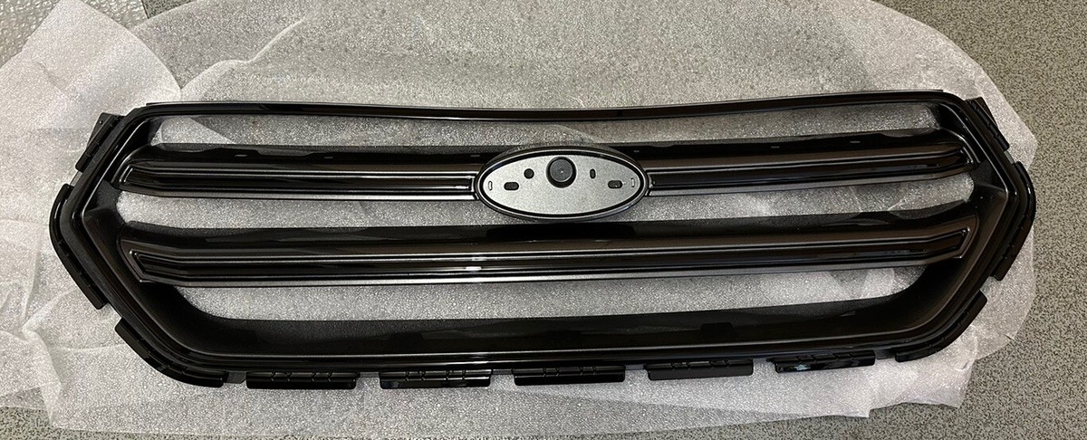 Ford Kuga Ön Panjur Siyah 2017-2019